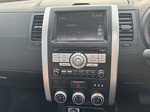Nissan X-Trail thumbnail