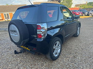 Suzuki Grand Vitara thumbnail