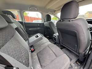 Peugeot 3008 thumbnail