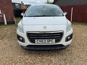Peugeot 3008 thumbnail