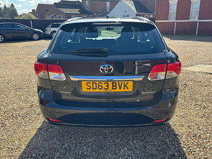 Toyota Avensis thumbnail