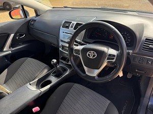 Toyota Avensis thumbnail