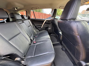 Toyota RAV4 thumbnail