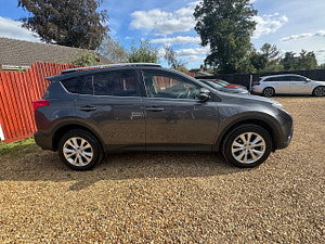 Toyota RAV4 thumbnail