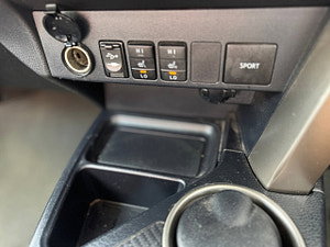 Toyota RAV4 thumbnail