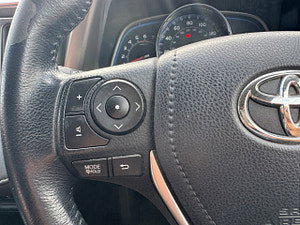 Toyota RAV4 thumbnail