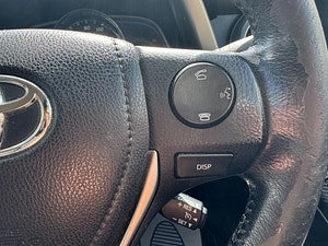 Toyota RAV4 thumbnail