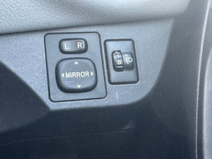 Toyota Yaris thumbnail