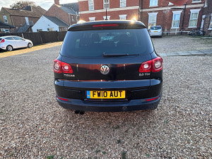 Volkswagen Tiguan thumbnail