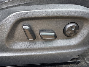 Volkswagen Tiguan thumbnail