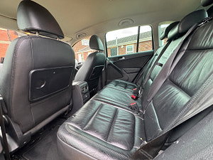 Volkswagen Tiguan thumbnail