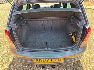 Volkswagen Golf thumbnail