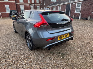 Volvo V40 thumbnail