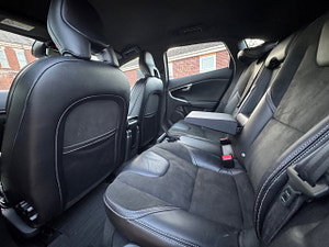 Volvo V40 thumbnail