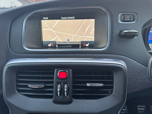 Volvo V40 thumbnail