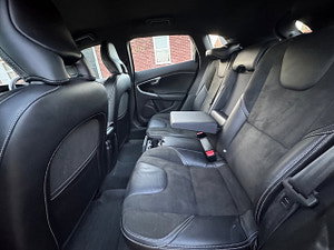 Volvo V40 thumbnail