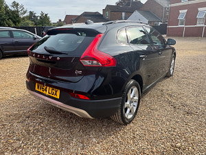 Volvo V40 Cross Country thumbnail