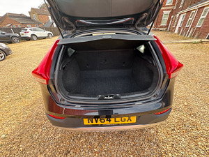 Volvo V40 Cross Country thumbnail