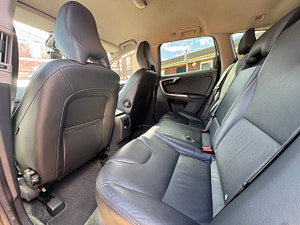 Volvo XC60 thumbnail