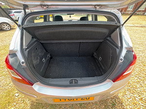 Vauxhall Corsa thumbnail