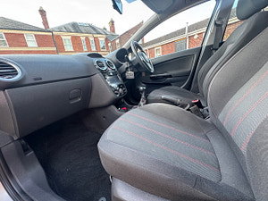 Vauxhall Corsa thumbnail