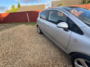Vauxhall Corsa thumbnail