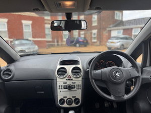 Vauxhall Corsa thumbnail