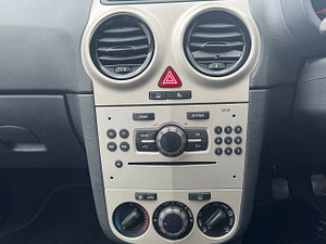 Vauxhall Corsa thumbnail