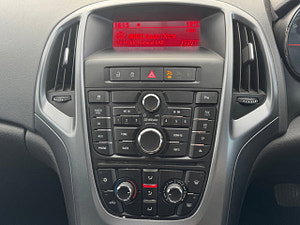 Vauxhall Astra GTC thumbnail