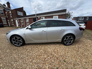 Vauxhall Insignia thumbnail
