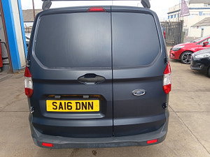 Ford Transit Courier thumbnail