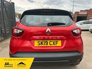 Renault Captur thumbnail