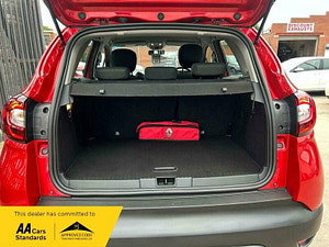 Renault Captur thumbnail
