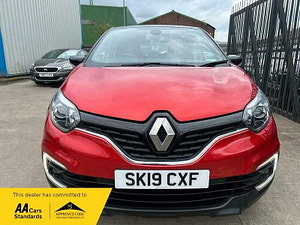 Renault Captur thumbnail