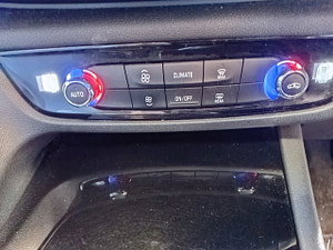 Vauxhall Insignia thumbnail