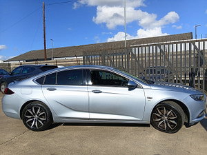 Vauxhall Insignia thumbnail