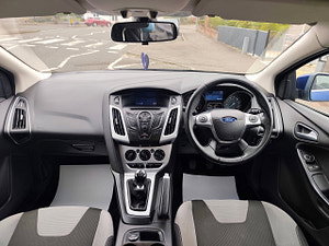 Ford Focus thumbnail