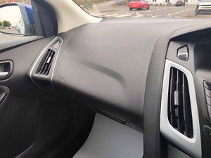 Ford Focus thumbnail