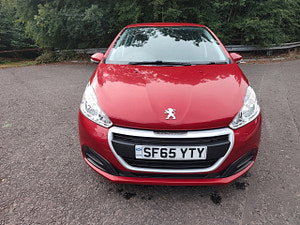 Peugeot 208 thumbnail