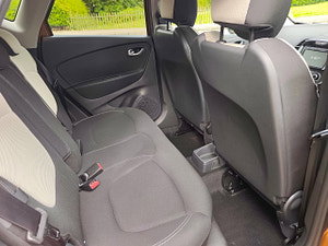 Renault Captur thumbnail