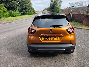 Renault Captur thumbnail
