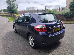 Toyota Auris thumbnail