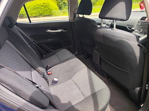 Toyota Auris thumbnail
