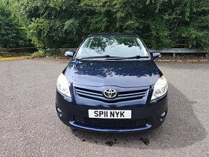 Toyota Auris thumbnail
