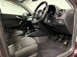 Audi A1 thumbnail