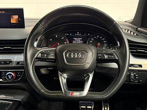 Audi Q7 thumbnail