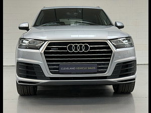 Audi Q7 thumbnail