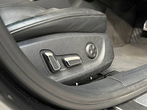 Audi S4 thumbnail