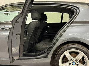 BMW 1 Series thumbnail