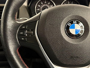 BMW 1 Series thumbnail
